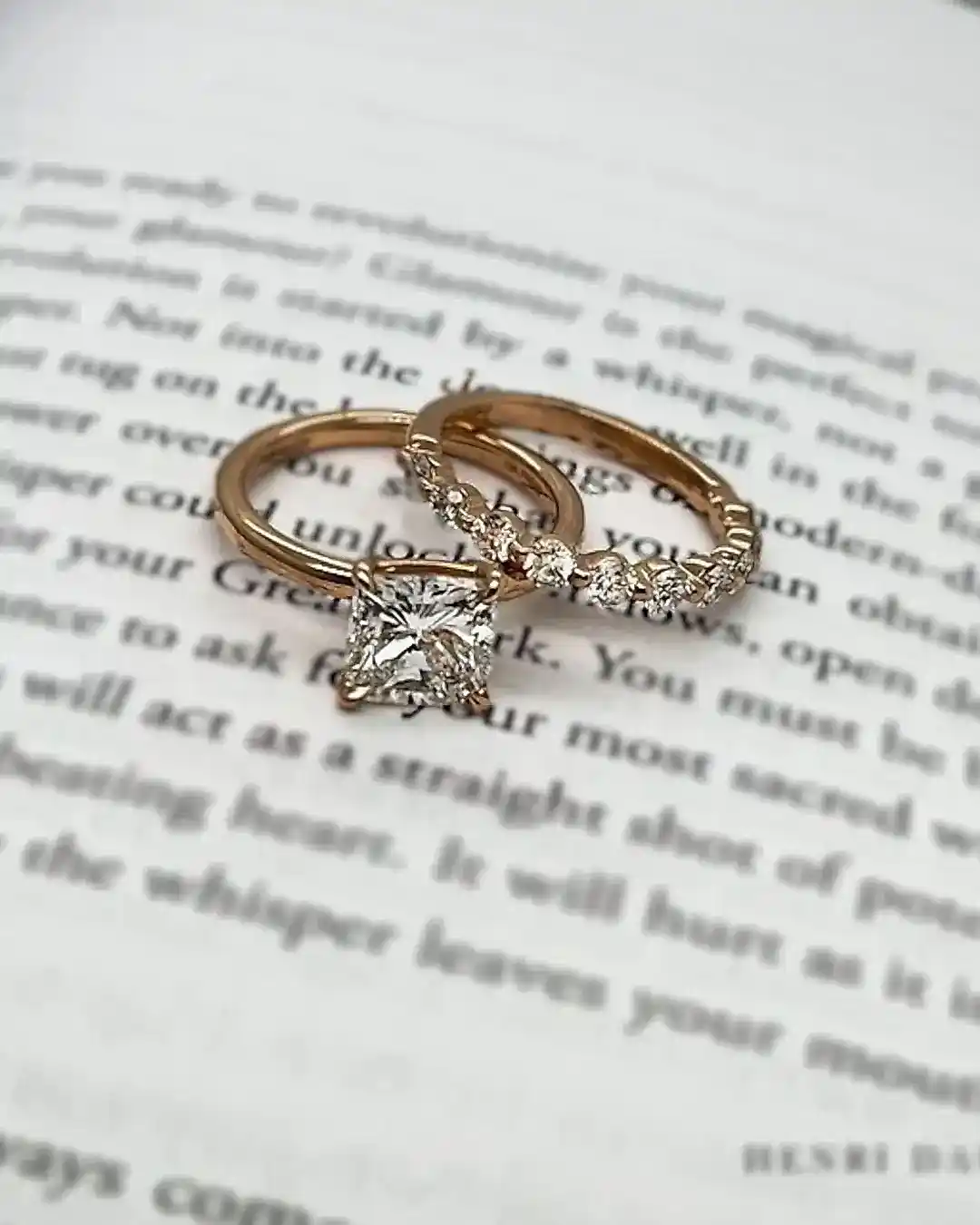 rose gold engagement diamond rings